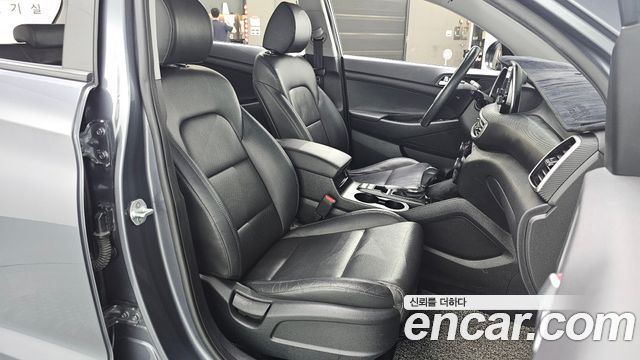Hyundai Tucson Gasoline 1.6 turbo 2WD Modern 2019 — фото 17