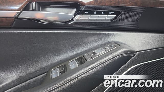 Genesis EQ900 3.8 GDI AWD Luxury 2018 — фото 11