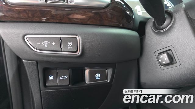 Genesis EQ900 3.8 GDI AWD Luxury 2018 — фото 12