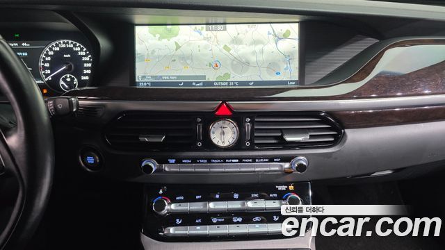 Genesis EQ900 3.8 GDI AWD Luxury 2018 — фото 14