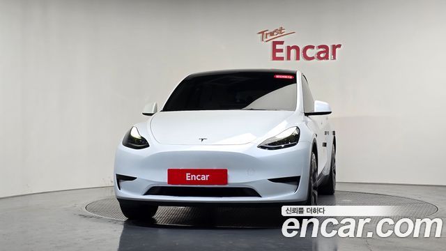 Tesla Model Y RWD 2024 — фото 3