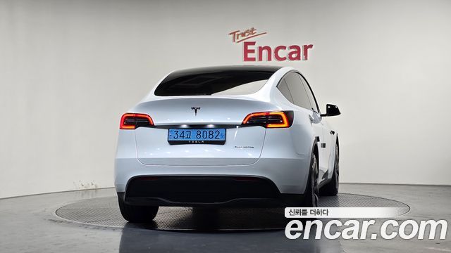 Tesla Model Y RWD 2024 — фото 4