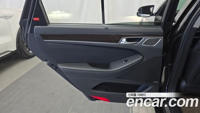 Genesis G80 3.3 GDI AWD Premium Luxury 2019 — фото 25