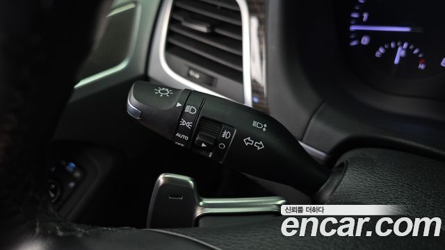 Genesis G80 3.3 GDI AWD Premium Luxury 2019 — фото 28