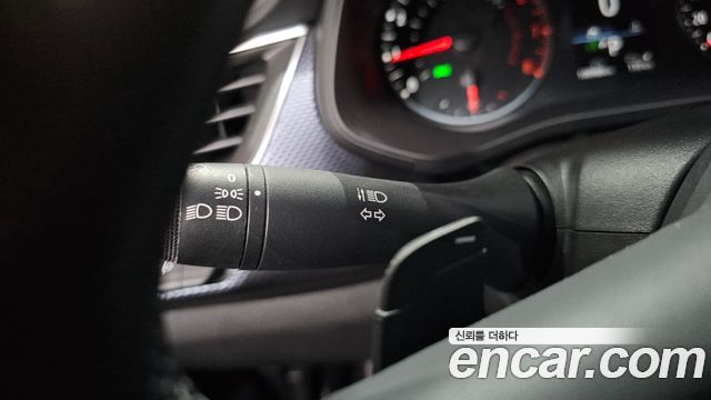 Renault Korea XM3 1.6 GTe LE 2023 — фото 19
