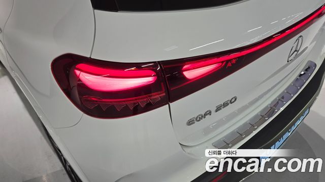 Mercedes-Benz EQA (H243) EQA250 AMG Line 2026 — фото 17