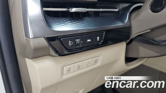 Kia Carnival (IV) Diesel 9-Seater Hi-Limousine Signature 2021 — фото 16
