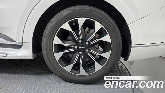 Kia Carnival (IV) Diesel 9-Seater Hi-Limousine Signature 2021 — фото 21