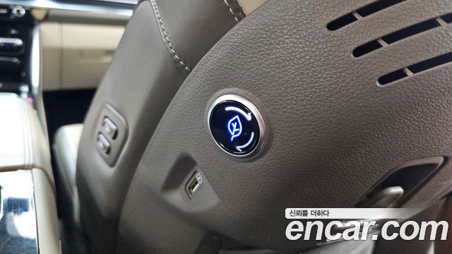 Kia Carnival (IV) Diesel 9-Seater Hi-Limousine Signature 2021 — фото 27