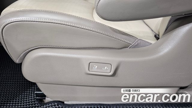 Kia Carnival (IV) Diesel 9-Seater Hi-Limousine Signature 2021 — фото 38