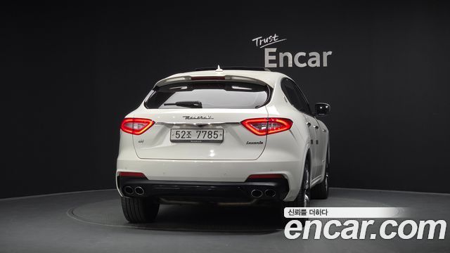 Maserati Levante 3.0 AWD GranSport 2019 — фото 4