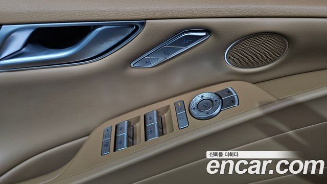 Genesis G80 (RG3) Gasoline 2.5 Turbo AWD 2026 — фото 28