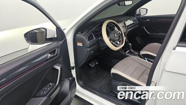 Volkswagen T-Roc 2.0 TDI Prestige 2021 — фото 10