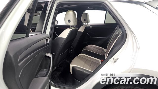 Volkswagen T-Roc 2.0 TDI Prestige 2021 — фото 11