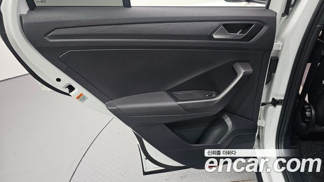 Volkswagen T-Roc 2.0 TDI Prestige 2021 — фото 25