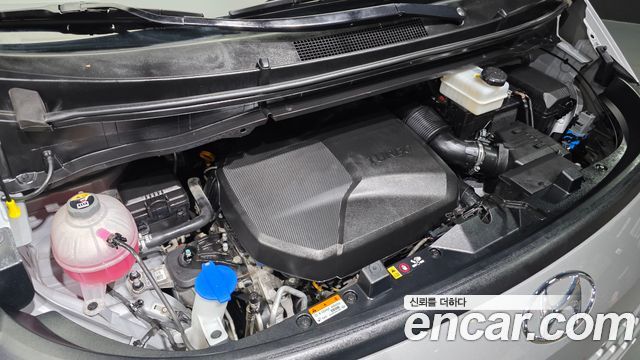 Hyundai Staria Cargo 3-Seater Smart 2024 — фото 6