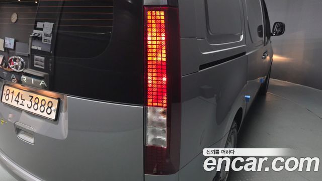 Hyundai Staria Cargo 3-Seater Smart 2024 — фото 23