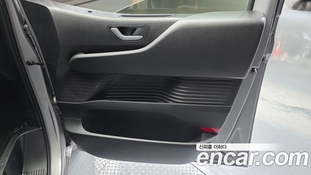 Hyundai Staria Cargo 3-Seater Smart 2024 — фото 25