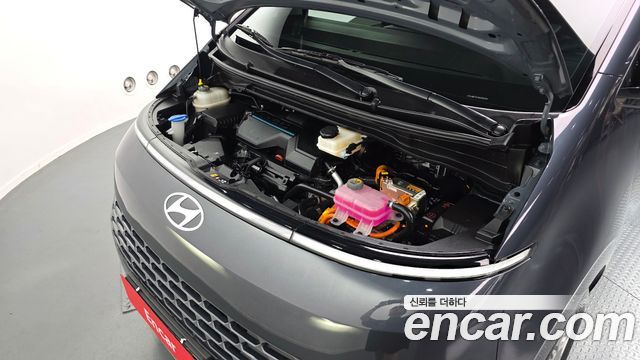 Hyundai Staria HEV 1.6 Cargo 5-Seater Modern 2025 — фото 6