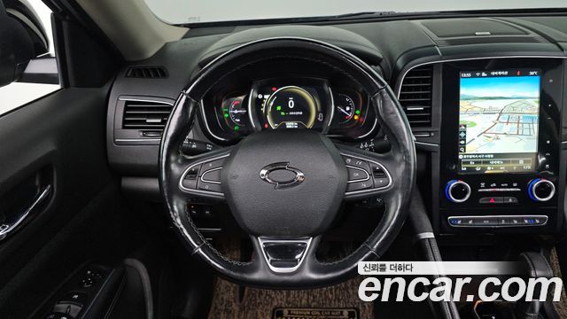 Renault Korea QM6 Diesel 2WD RE Signature 2017 — фото 17