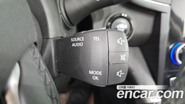 Renault Korea QM6 Diesel 2WD RE Signature 2017 — фото 37