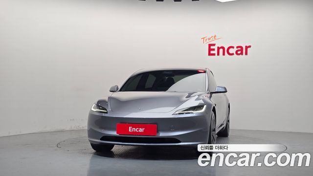 Tesla Model 3 RWD 2025 — фото 3