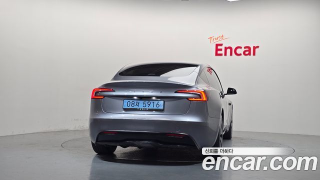Tesla Model 3 RWD 2025 — фото 4