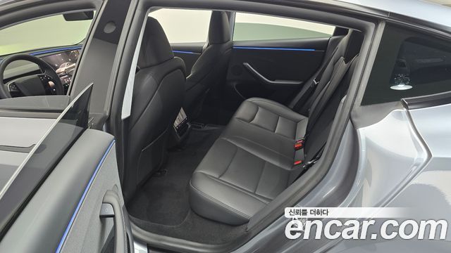 Tesla Model 3 RWD 2025 — фото 11