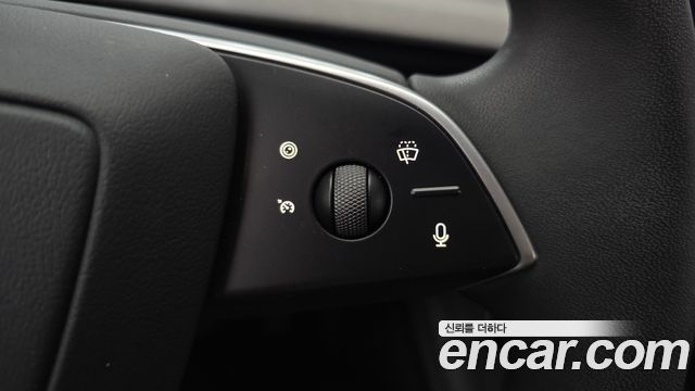 Tesla Model 3 RWD 2025 — фото 15