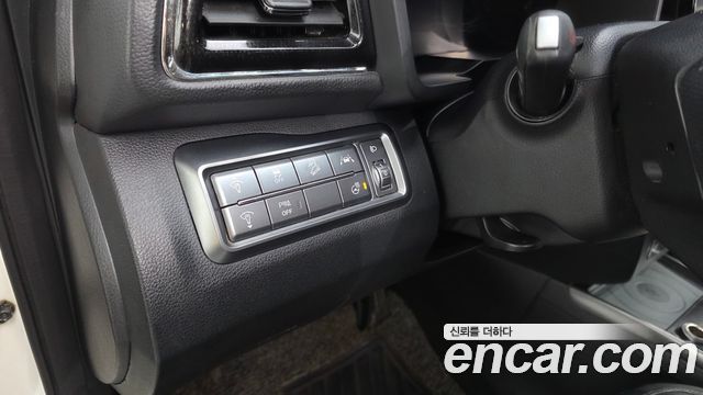 KG Mobility (SsangYong) Very New Tivoli Gasoline 1.5 2WD V3 2022 — фото 18