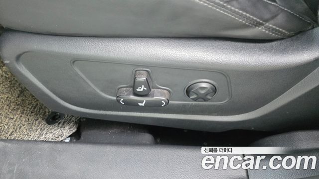KG Mobility (SsangYong) Very New Tivoli Gasoline 1.5 2WD V3 2022 — фото 31