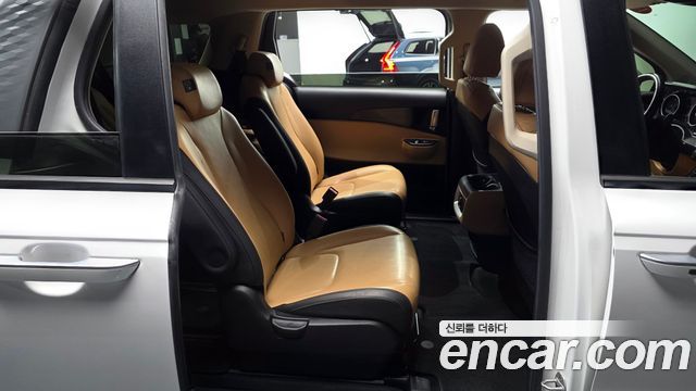 Kia Carnival (IV) Diesel 9-Seater Prestige 2021 — фото 15