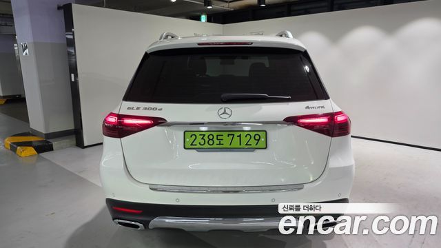 Mercedes-Benz GLE-Class (W167) GLE300d 4MATIC 2024 — фото 7