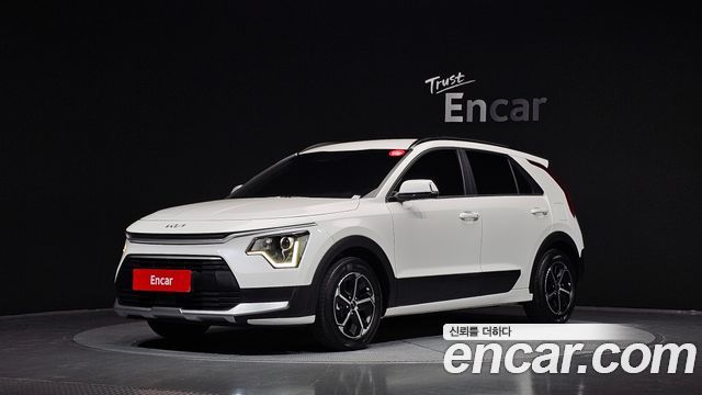 Kia Niro Prestige 2025 — фото 1