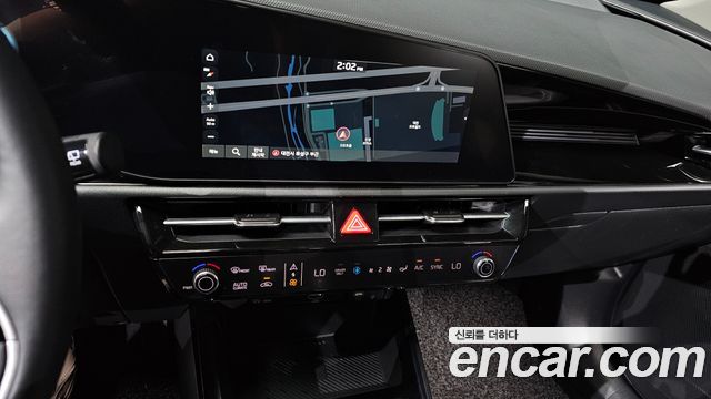 Kia Niro Prestige 2025 — фото 14
