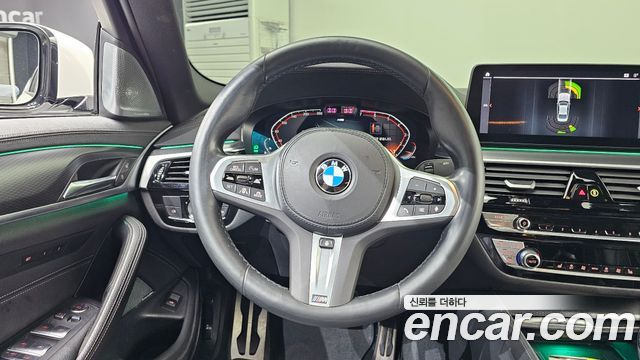 BMW 5 Series (G30) 520i M Sport 2023 — фото 13