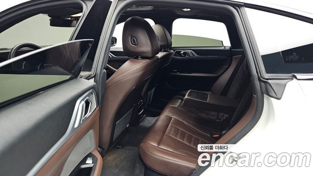 BMW i4 eDrive40 M Sports Pro 2024 — фото 12