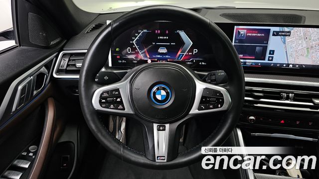 BMW i4 eDrive40 M Sports Pro 2024 — фото 13