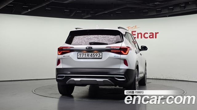 Kia Seltos Diesel 1.6 2WD Prestige 2020 — фото 4