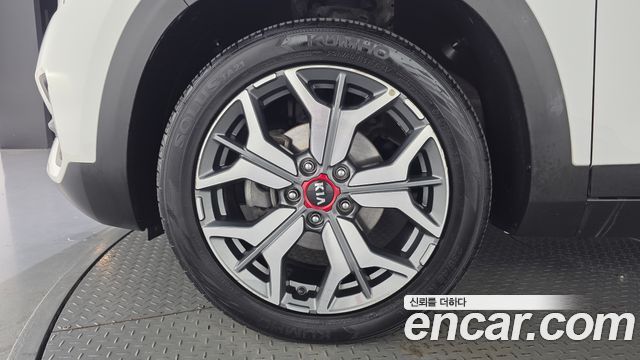 Kia Seltos Diesel 1.6 2WD Prestige 2020 — фото 5