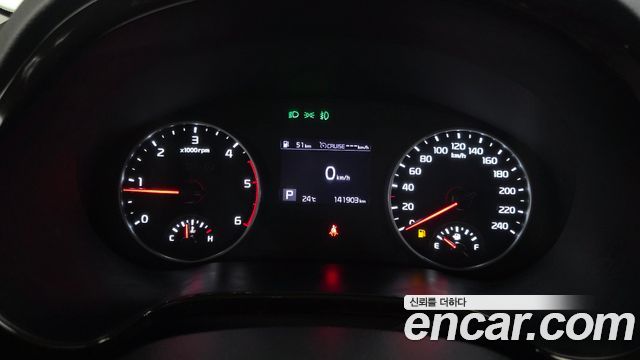 Kia Seltos Diesel 1.6 2WD Prestige 2020 — фото 8