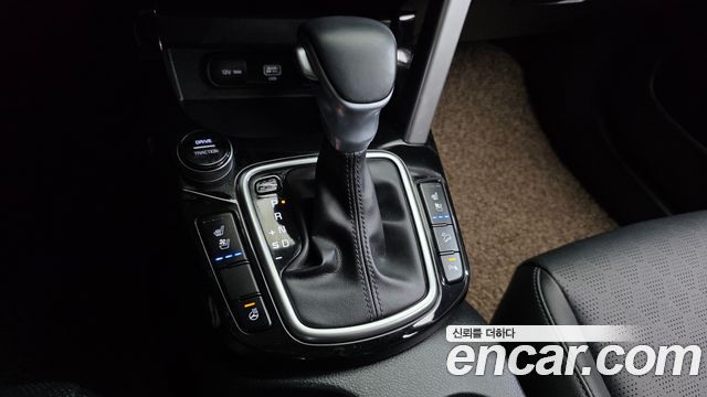 Kia Seltos Diesel 1.6 2WD Prestige 2020 — фото 9