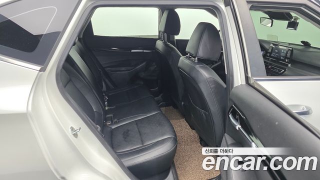 Kia Seltos Diesel 1.6 2WD Prestige 2020 — фото 12