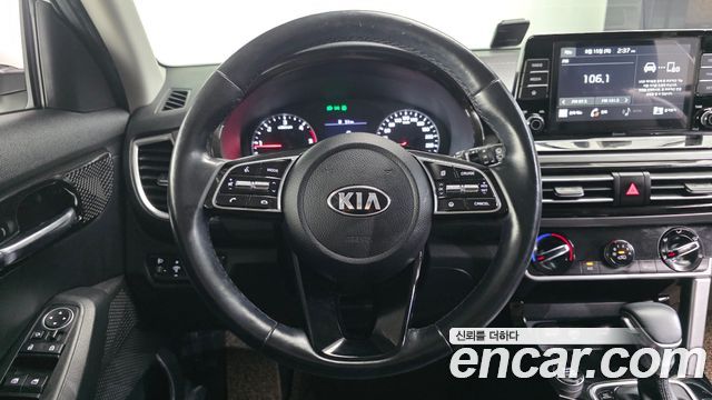 Kia Seltos Diesel 1.6 2WD Prestige 2020 — фото 13
