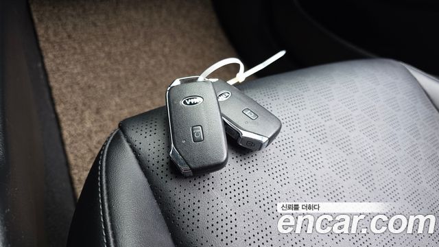 Kia Seltos Diesel 1.6 2WD Prestige 2020 — фото 17