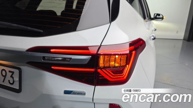 Kia Seltos Diesel 1.6 2WD Prestige 2020 — фото 23
