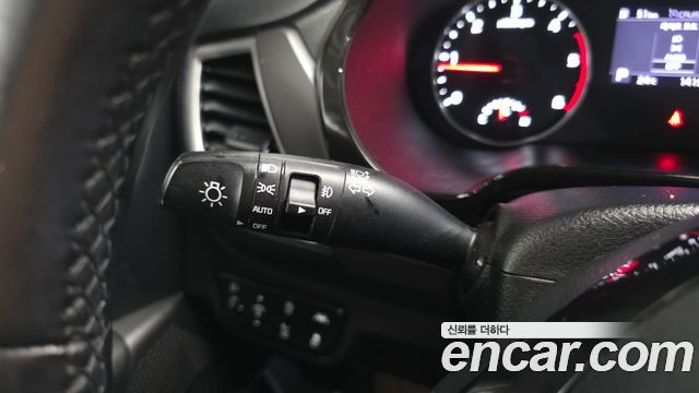 Kia Seltos Diesel 1.6 2WD Prestige 2020 — фото 27