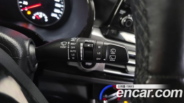 Kia Seltos Diesel 1.6 2WD Prestige 2020 — фото 28