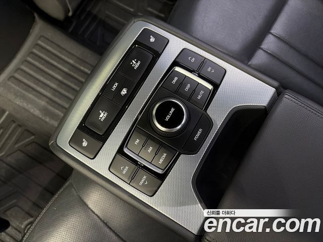 Genesis G80 3.8 GDI AWD Prestige 2017 — фото 17