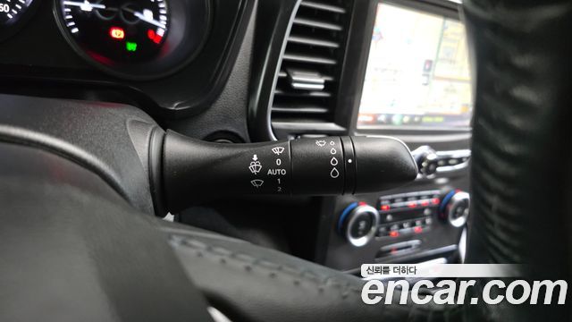 Renault Korea SM6 1.5 dCi SE 2016 — фото 18